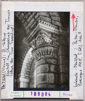 Vorschaubild Poitiers: Saint-Hilaire, Kapitell im Obergeschoss des Turmes 